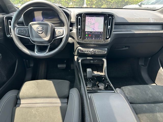 2023 Volvo XC40 Recharge Pure Electric Ultimate SUV