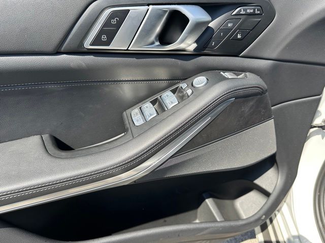 2025 BMW X7 xDrive40i SUV