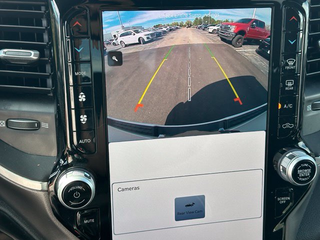 2023 Ram 1500 Big Horn/Lone Star Truck Crew Cab