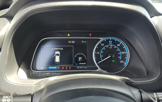 2025 Nissan LEAF S Hatchback