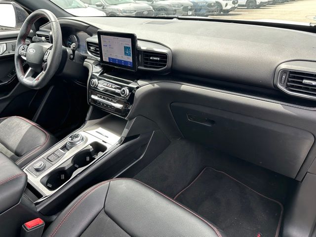 2023 Ford Explorer ST-Line SUV