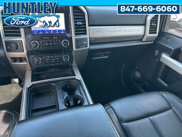 2021 Ford F-250 Lariat Truck Crew Cab