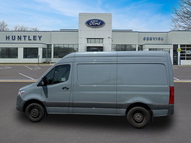 2024 Mercedes-Benz Sprinter 2500 Crew 144 WB Van