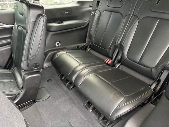 2023 Jeep Grand Cherokee Limited SUV
