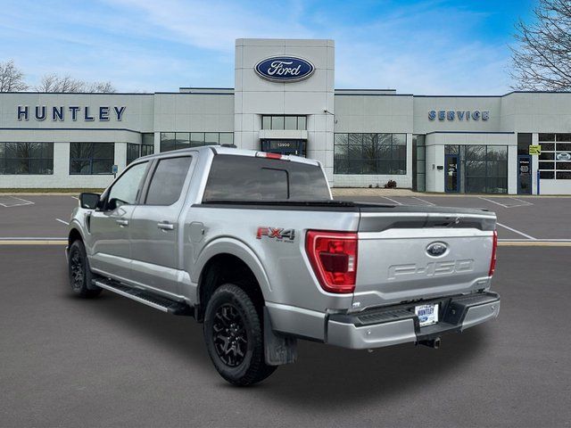 2022 Ford F-150 XLT Truck SuperCrew Cab
