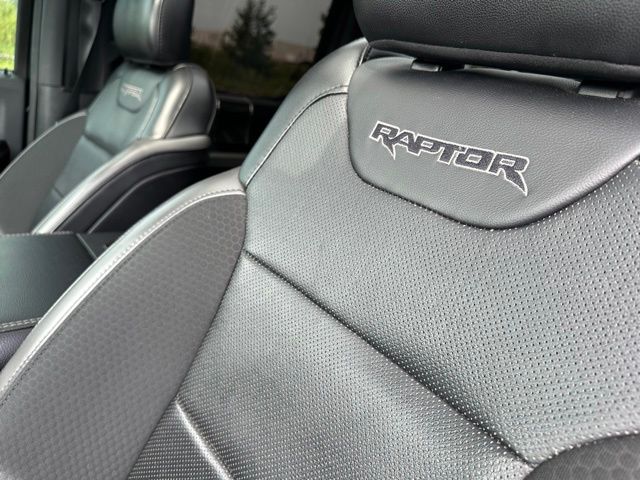 2020 Ford F-150 Raptor Truck SuperCrew Cab