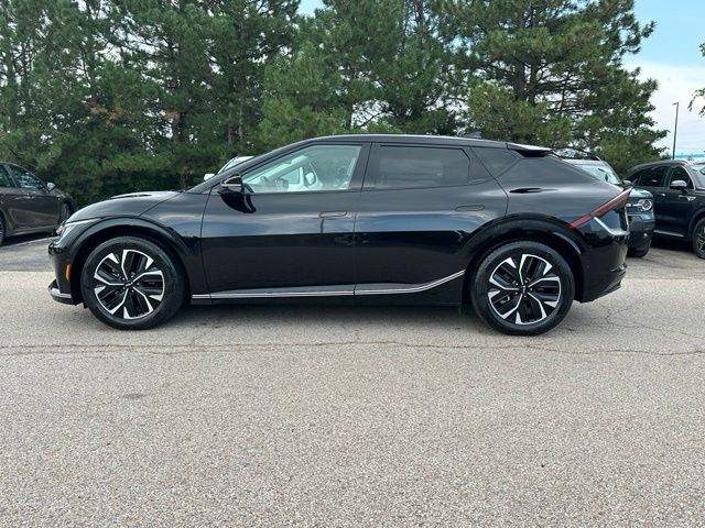 2024 Kia EV6 Wind SUV