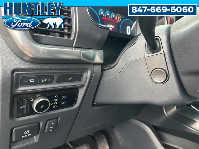 2023 Ford F-150 Lariat Truck SuperCrew Cab