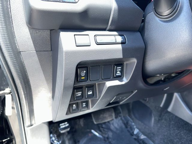 2023 Nissan Frontier PRO-4X Truck Crew Cab