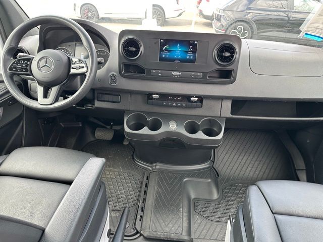 2024 Mercedes-Benz Sprinter 2500 Crew 170 WB Van