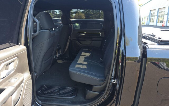 2023 Ram 1500 Big Horn/Lone Star Truck Crew Cab