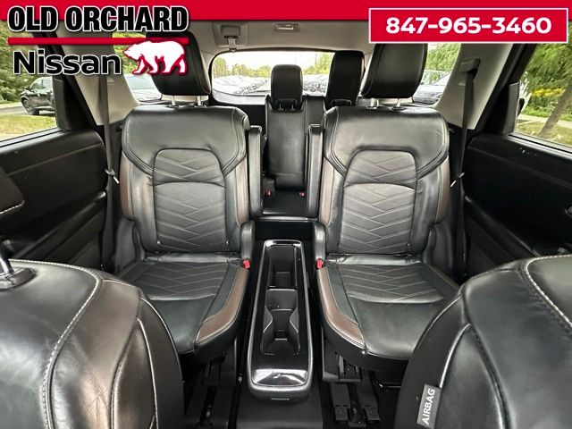 2022 Nissan Pathfinder Platinum SUV