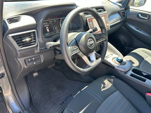 2025 Nissan LEAF S Hatchback