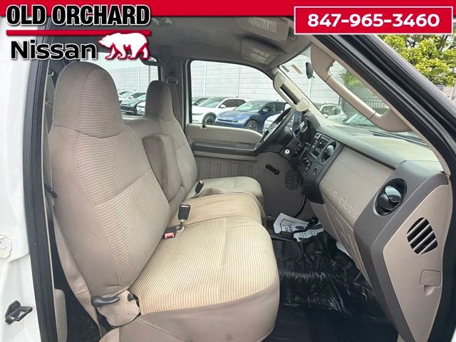 2008 Ford F-350 XL Truck Crew Cab
