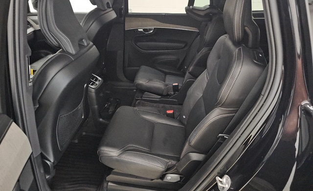 2024 Volvo XC90 plug-in hybrid Ultimate SUV