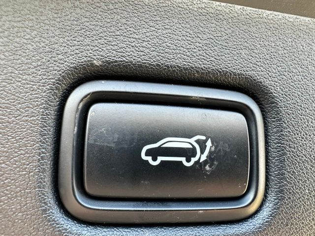 2023 Kia EV6 Wind SUV