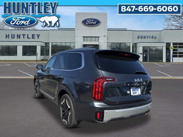 2023 Kia Telluride S SUV