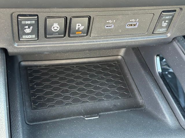 2022 Nissan Frontier PRO-4X Truck Crew Cab
