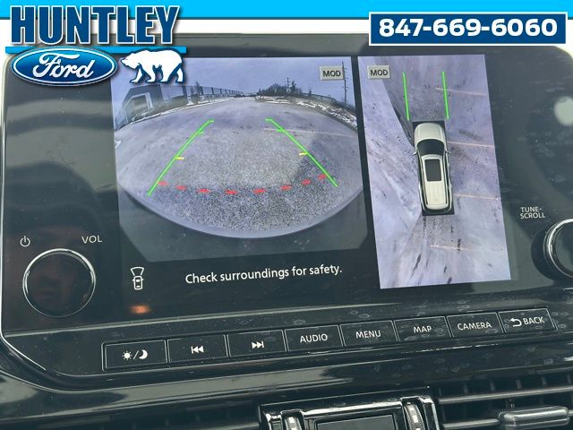 2024 Nissan Pathfinder Platinum SUV