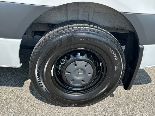 2025 Mercedes-Benz Sprinter 2500 Cargo 144 WB Van Cargo Van