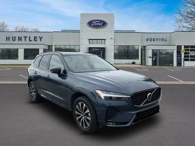 2025 Volvo XC60 B5 Plus SUV