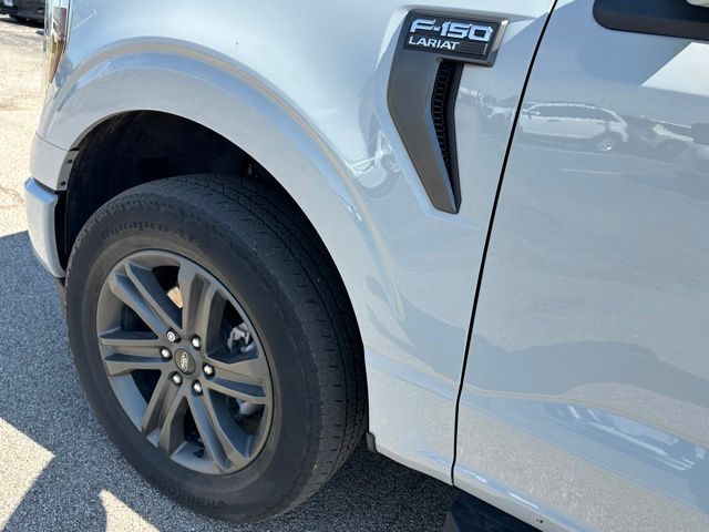 2023 Ford F-150 Lariat Truck SuperCrew Cab