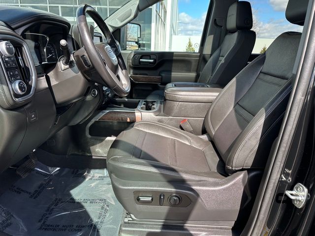 2020 GMC Sierra 2500HD Denali Truck Crew Cab