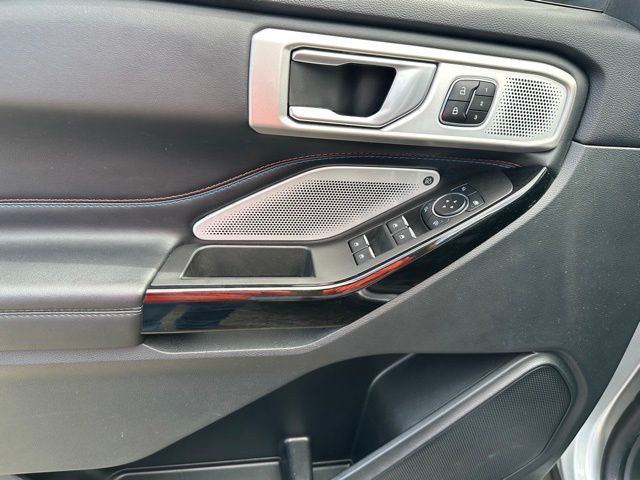 2023 Ford Explorer ST SUV