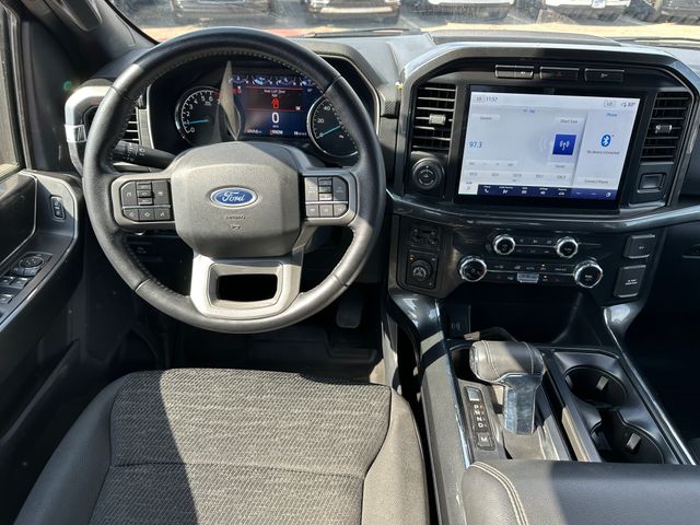 2022 Ford F-150 XLT Truck SuperCrew Cab