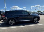 2025 Ford Explorer Platinum SUV