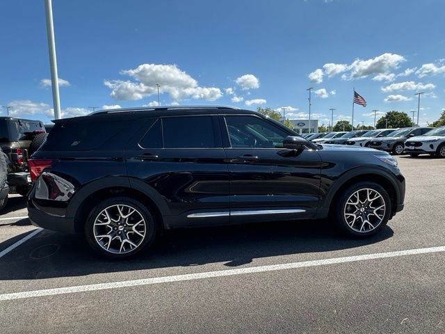 2025 Ford Explorer Platinum SUV