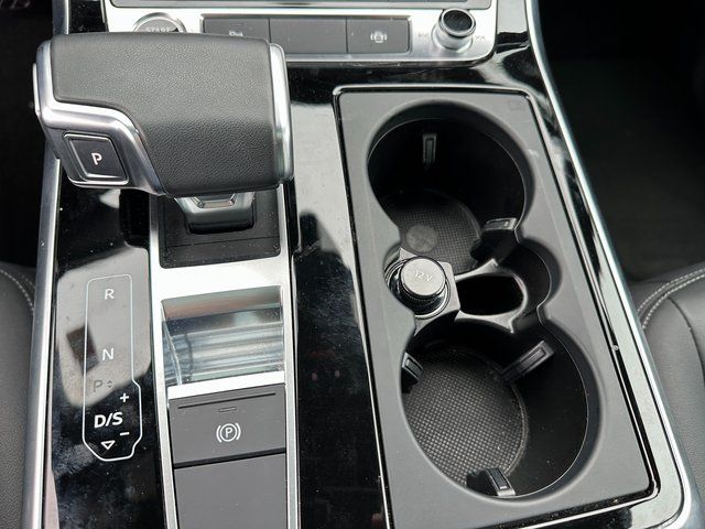 2025 Audi Q7 55 Premium Plus SUV