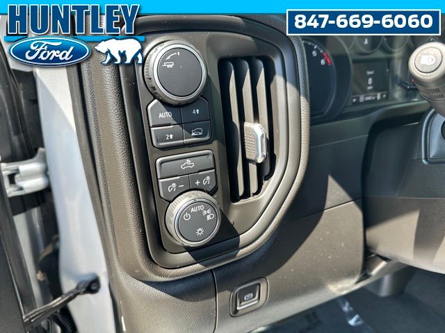 2022 Chevrolet Silverado 1500 Custom Truck Crew Cab