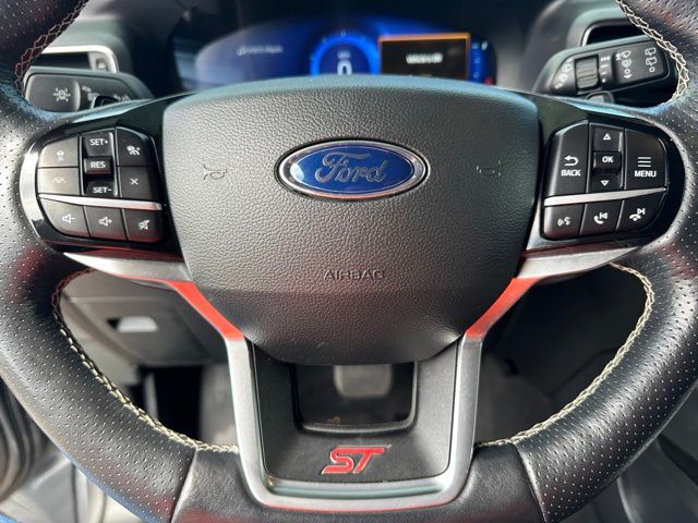 2022 Ford Explorer ST SUV