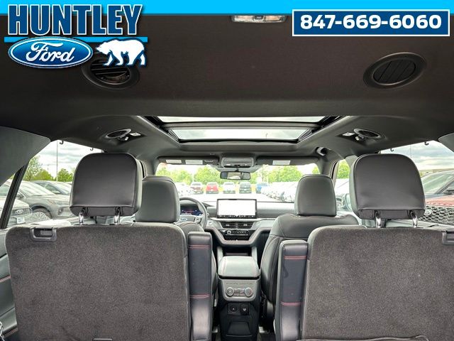 2025 Ford Explorer ST-Line SUV