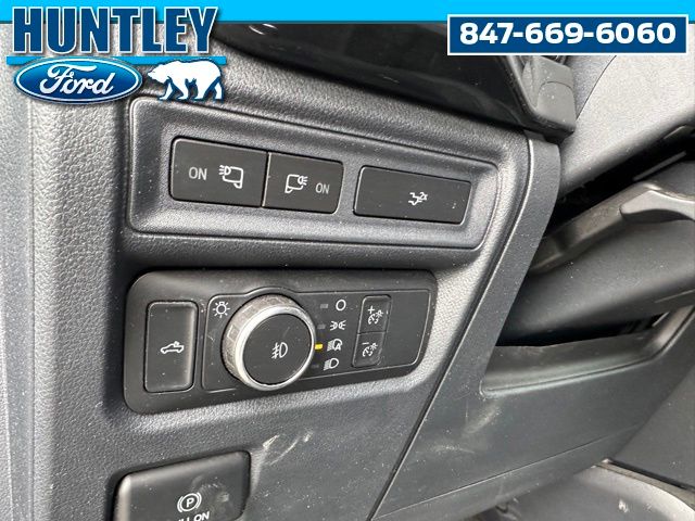 2022 Ford F-150 XLT Truck SuperCrew Cab