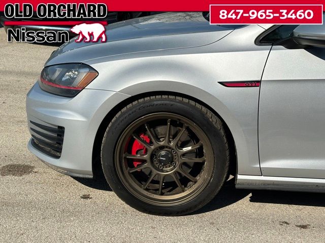 2015 Volkswagen Golf GTI 2.0T SE Hatchback