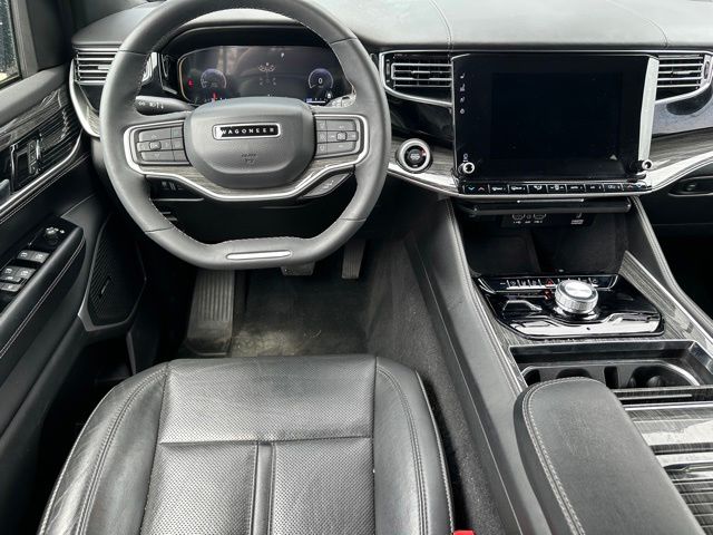 2022 Jeep Wagoneer Series III SUV