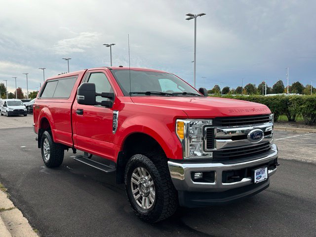 2017 Ford F-250SD XLT Truck