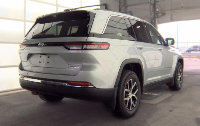 2023 Jeep Grand Cherokee Limited SUV