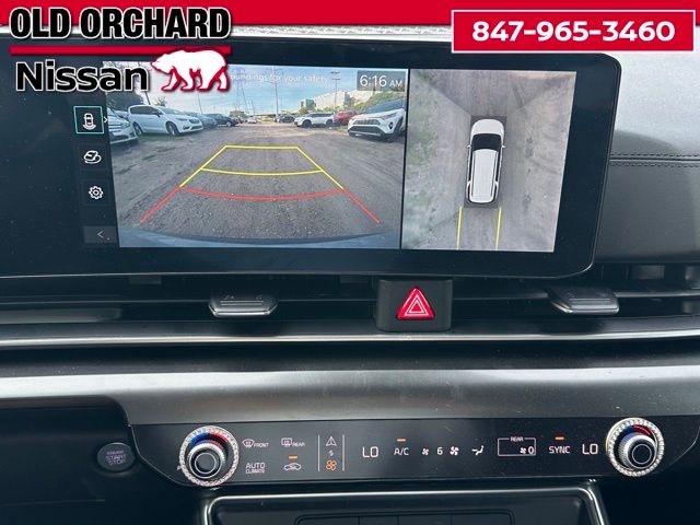 2025 Kia Carnival SX Van Passenger Van