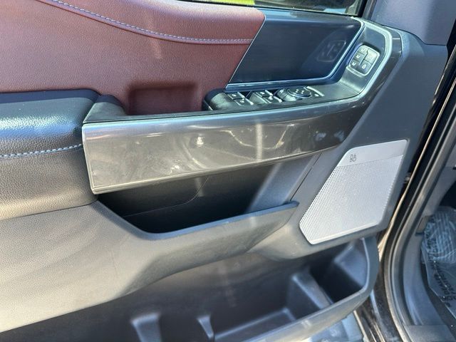 2022 Ford F-150 Lariat Truck SuperCrew Cab