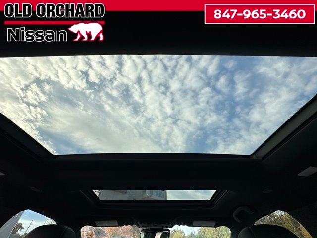 2023 Nissan Maxima SR Sedan