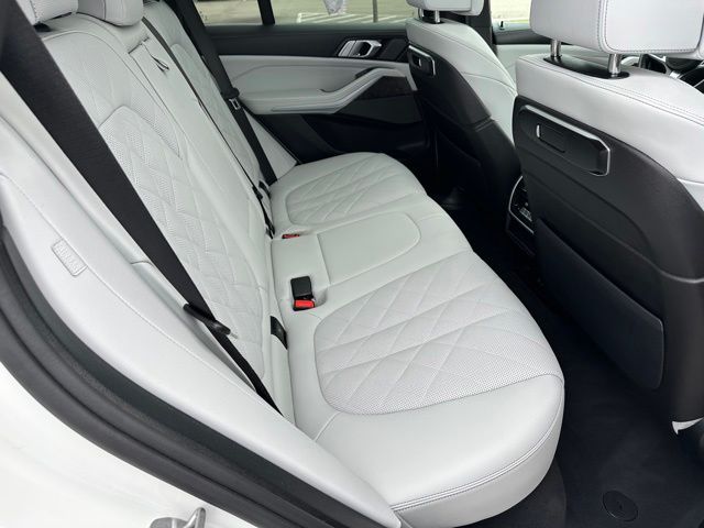 2025 BMW X5 xDrive40i SUV