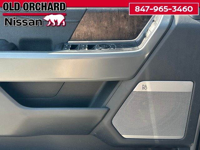 2023 Ford F-150 Lightning Lariat Truck SuperCrew Cab