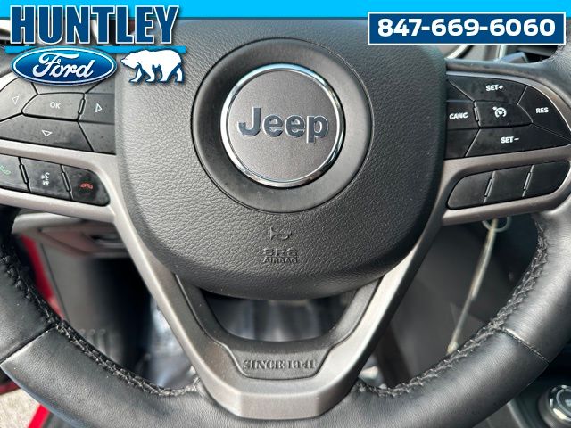 2019 Jeep Cherokee Latitude SUV