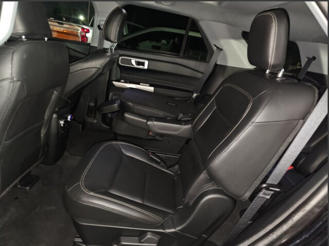 2023 Ford Explorer XLT SUV