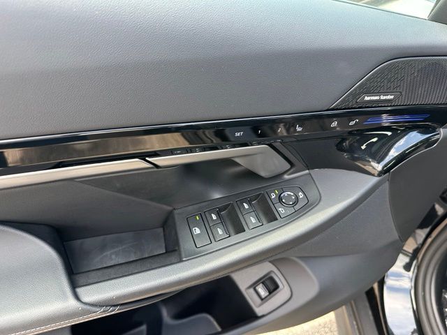 2025 BMW 530i 530i xDrive Sedan