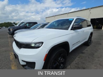 2023 Jeep Grand Cherokee Altitude SUV