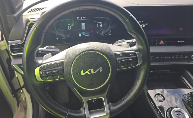 2023 Kia Sportage Plug-In Hybrid X-Line SUV